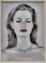 © Chris Levine